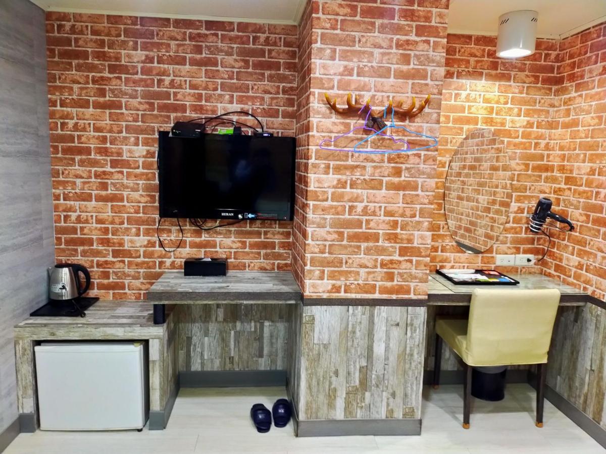 Bin Chen Business Hotel Hsinchu Dış mekan fotoğraf
